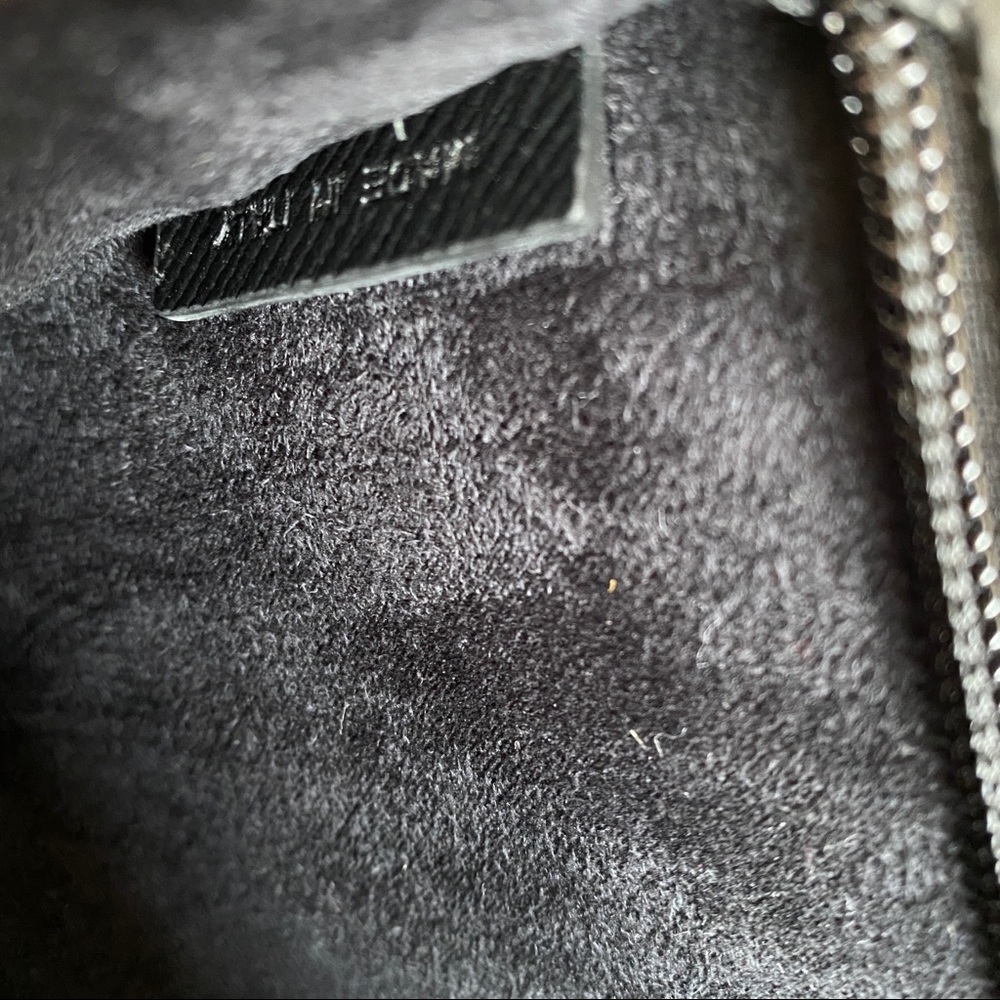 Serapian Leather Document laptop Case - Picture 7 of 8